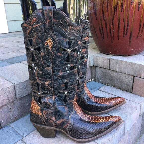 corral python cross boots